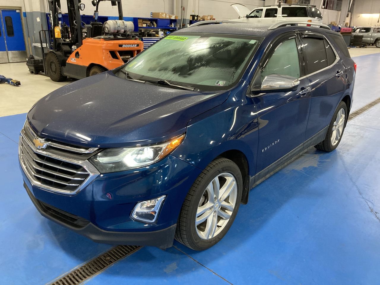 Used 2019 Chevrolet Equinox Premier AWD/4WD image 3