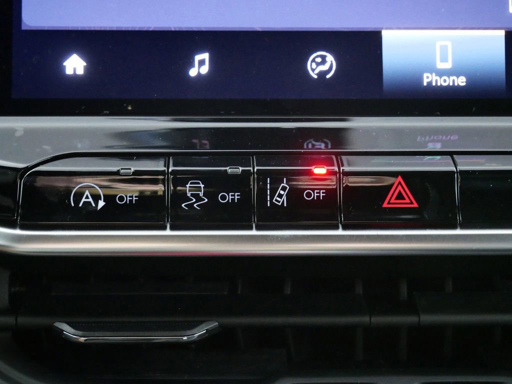 Used 2024 Jeep Compass Latitude image 42