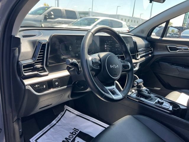 Certified 2025 Kia Sportage EX AWD/4WD image 10