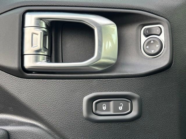 New 2026 Jeep Gladiator Sport AWD/4WD image 16