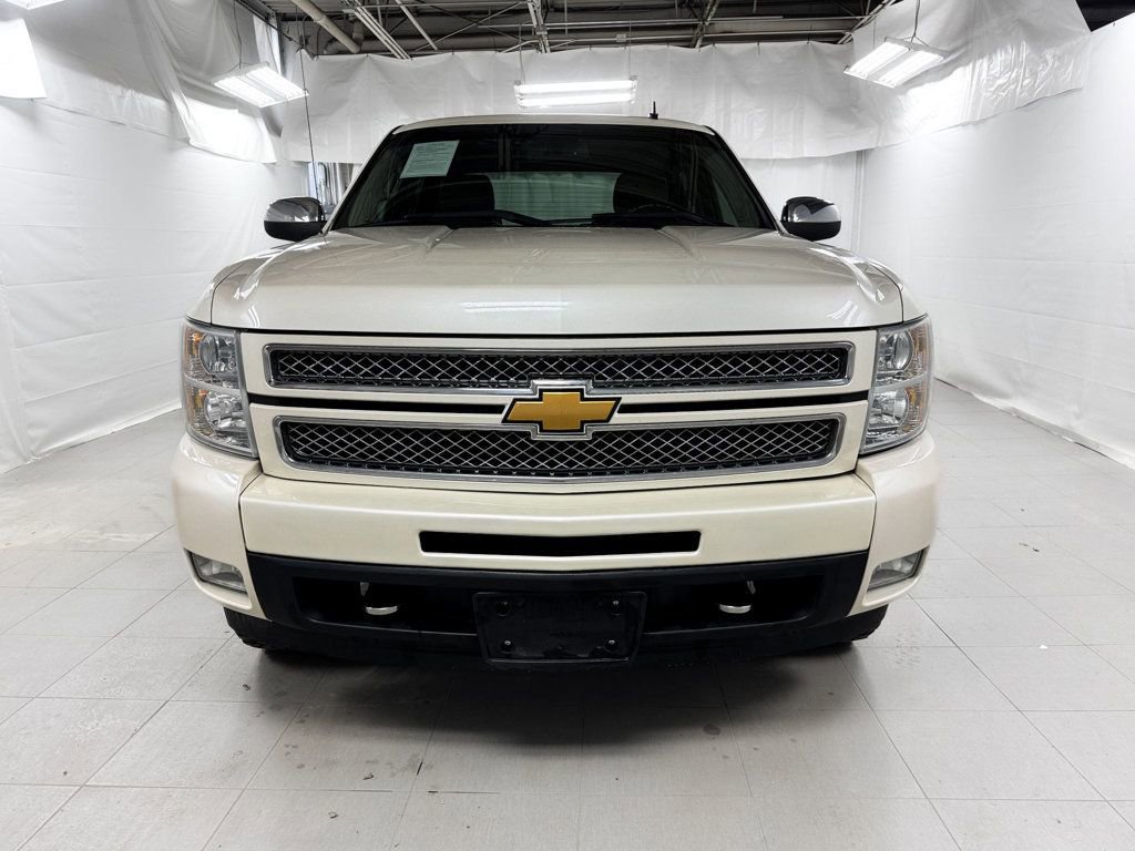 Used 2013 Chevrolet Silverado 1500 LTZ w/ LTZ White Diamond Edition image 2