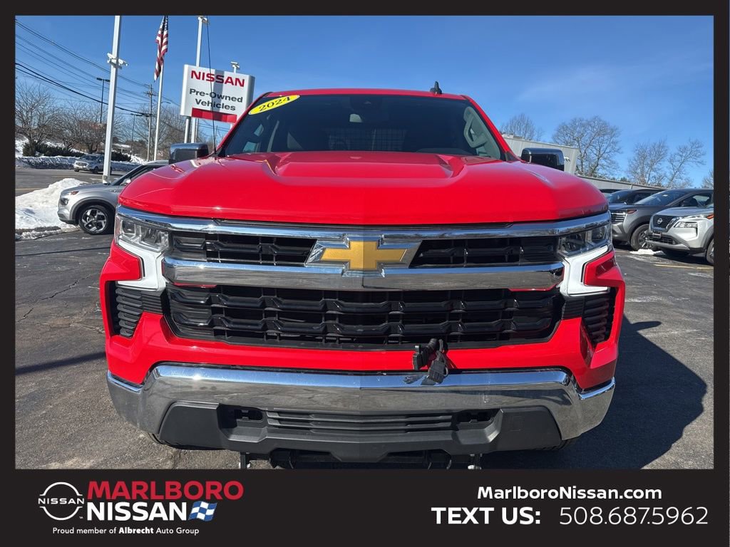 Used 2024 Chevrolet Silverado 1500 LT image 2