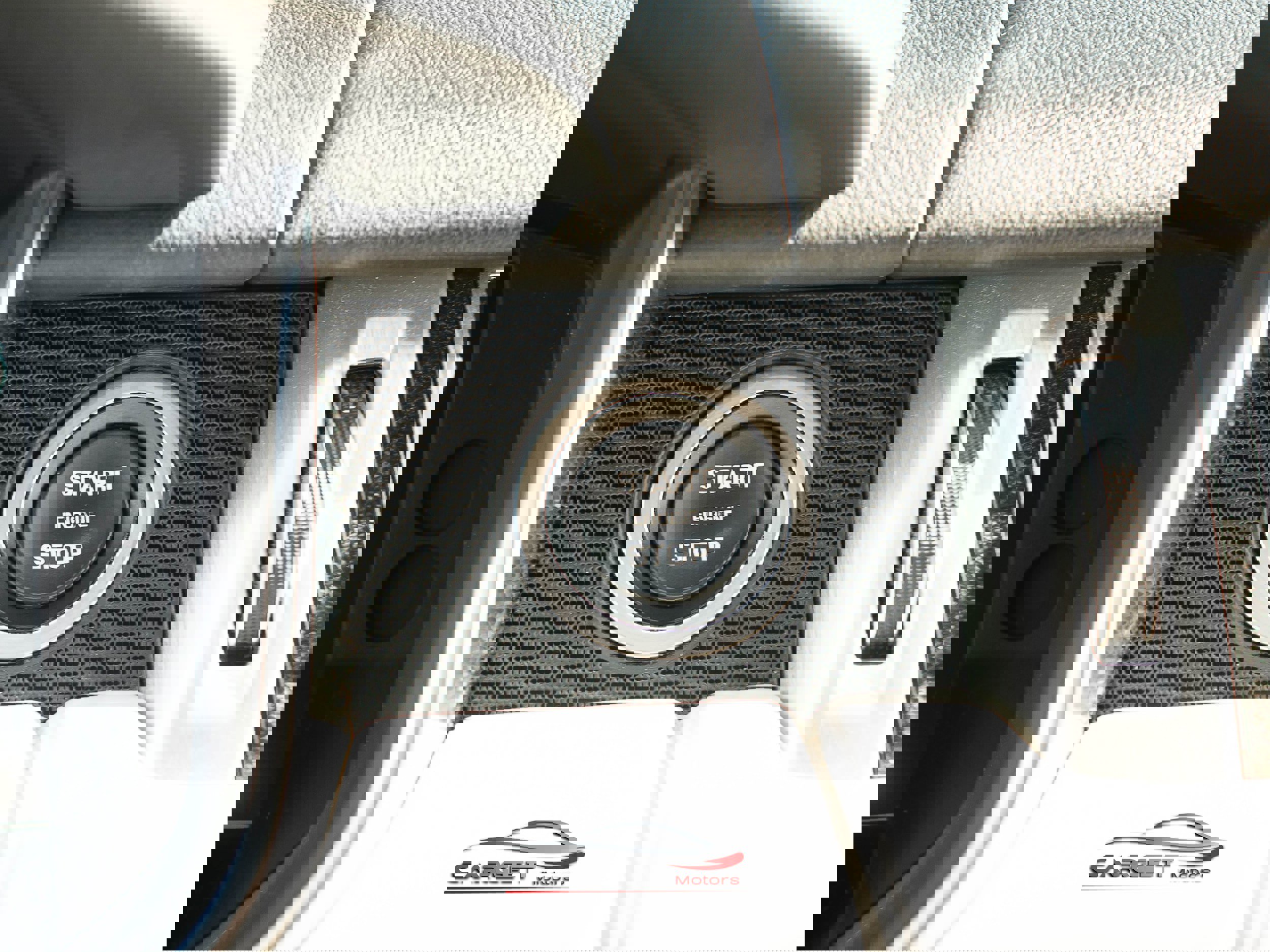 Used 2019 Land Rover Range Rover Long Wheelbase Supercharged image 35