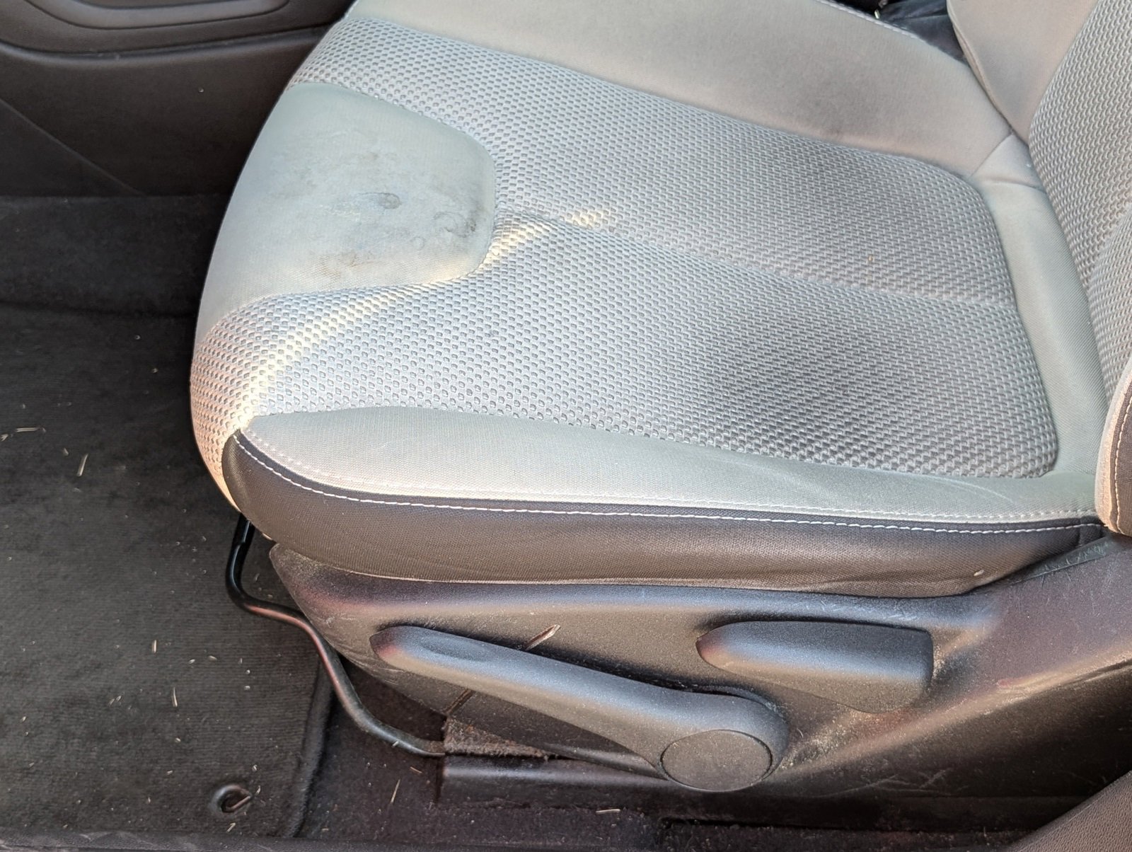 Used 2016 Dodge Dart SXT image 12