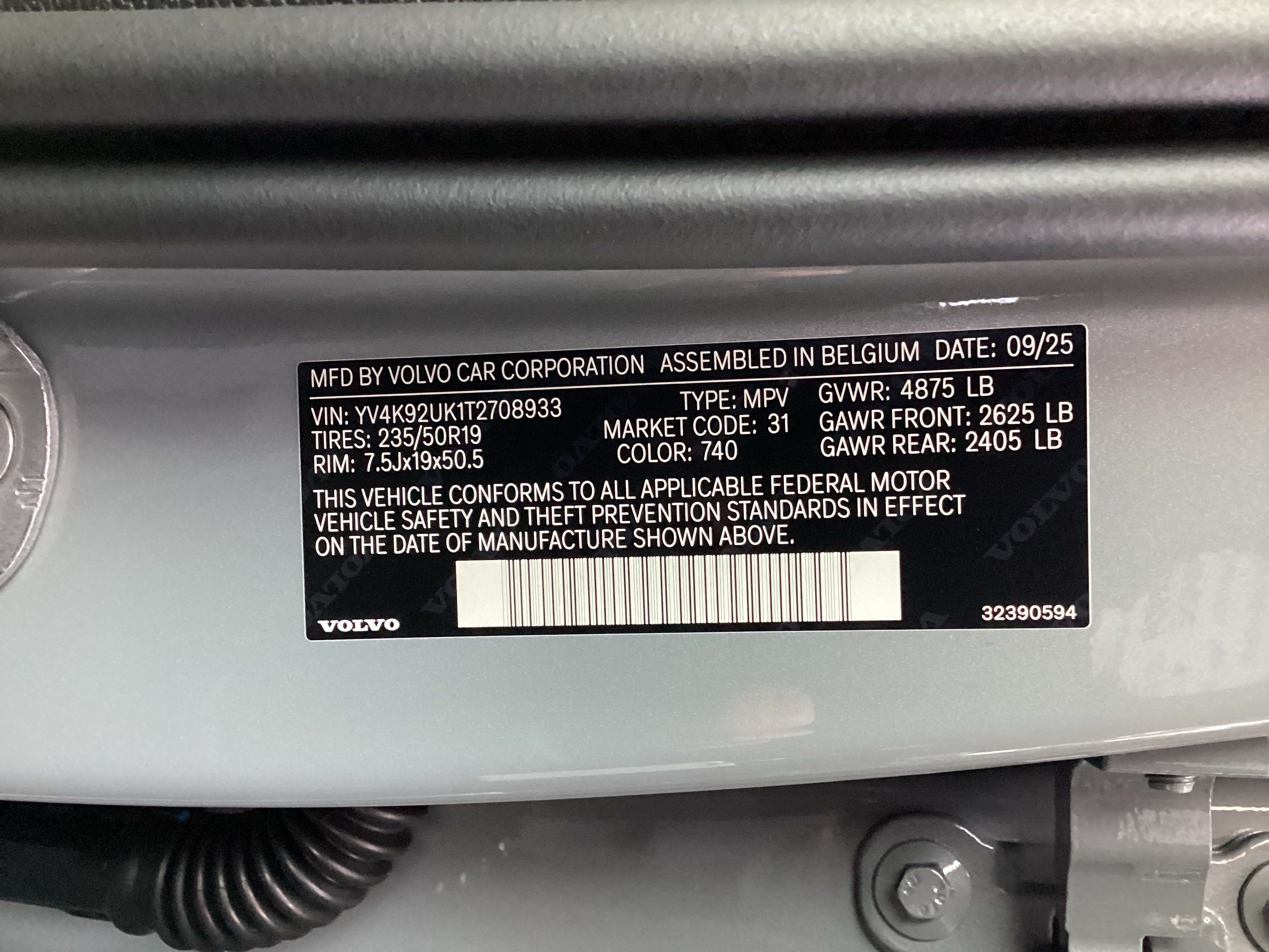 New 2026 Volvo XC40 B4 Core FWD image 37