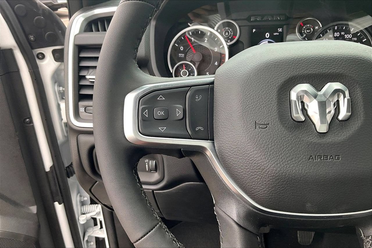 New 2026 RAM 2500 Big Horn AWD/4WD image 27