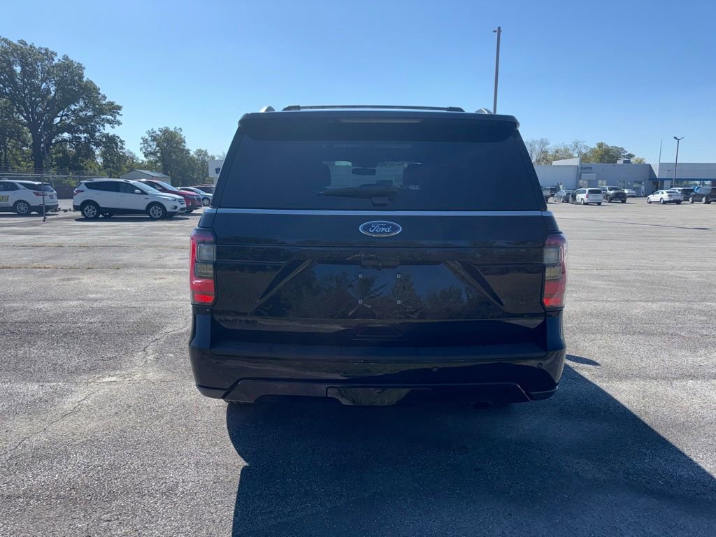 Used 2021 Ford Expedition Limited image 4