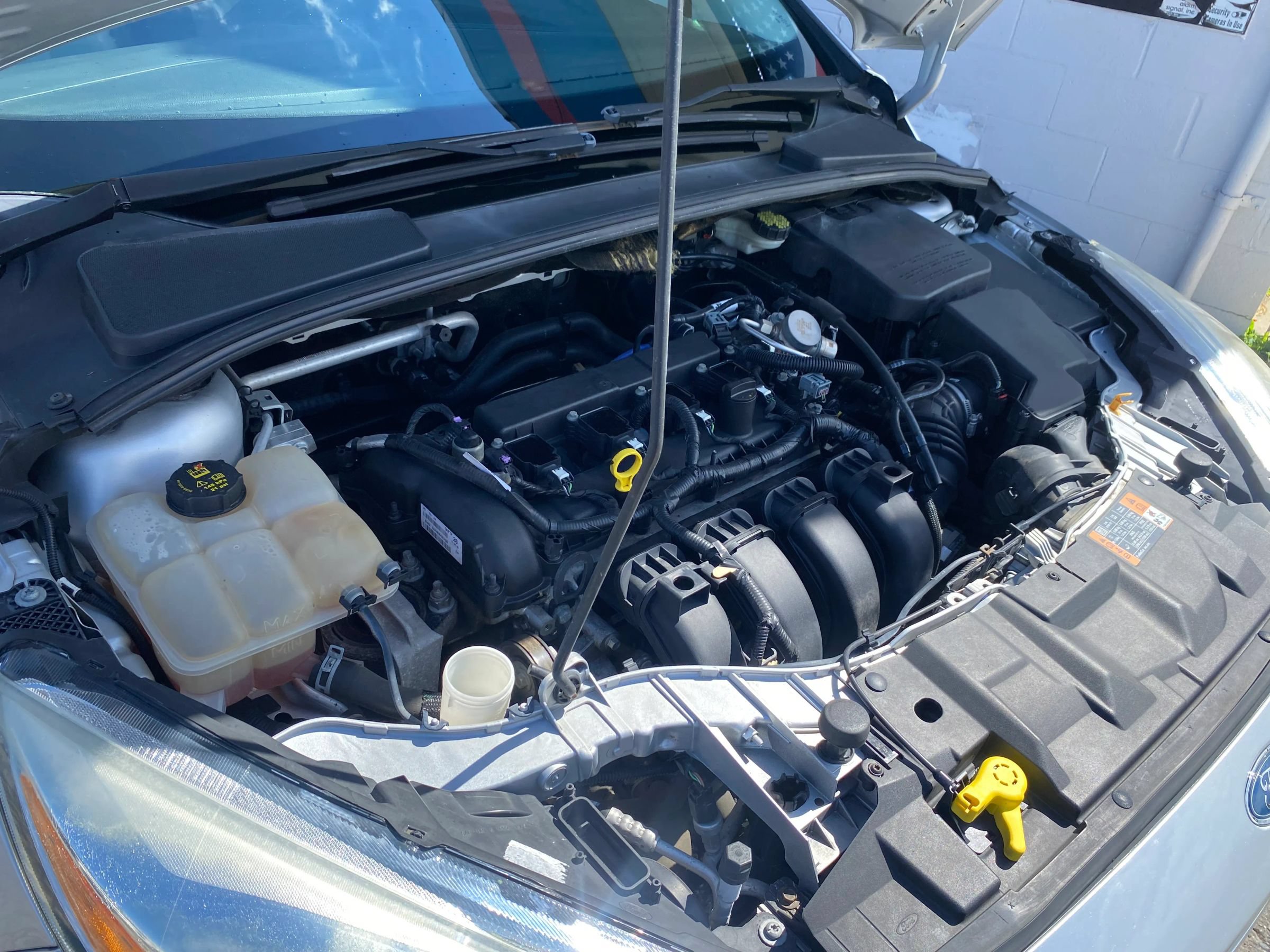 Used 2016 Ford Focus Titanium FWD image 33