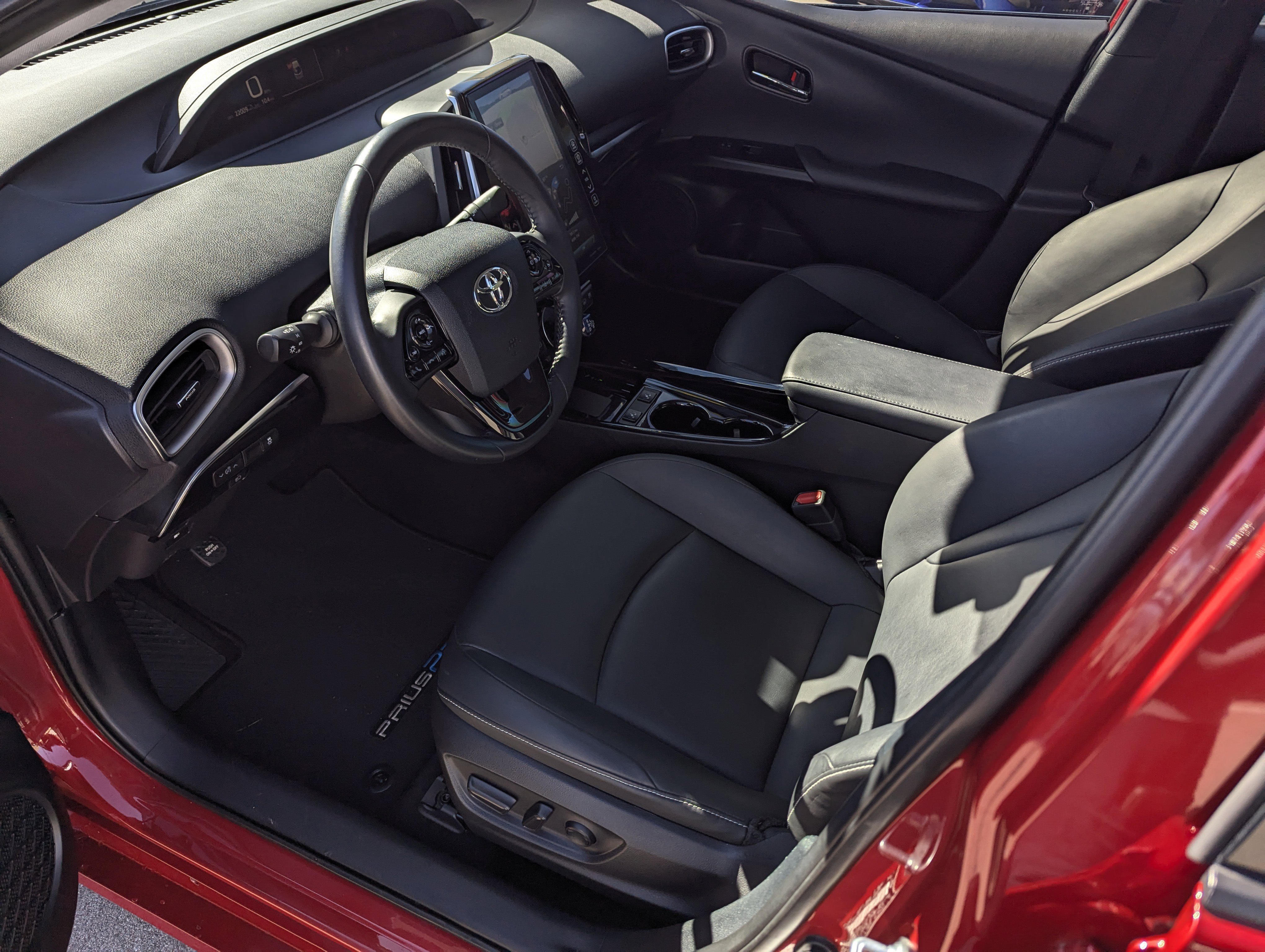 Used 2020 Toyota Prius Prime XLE image 9