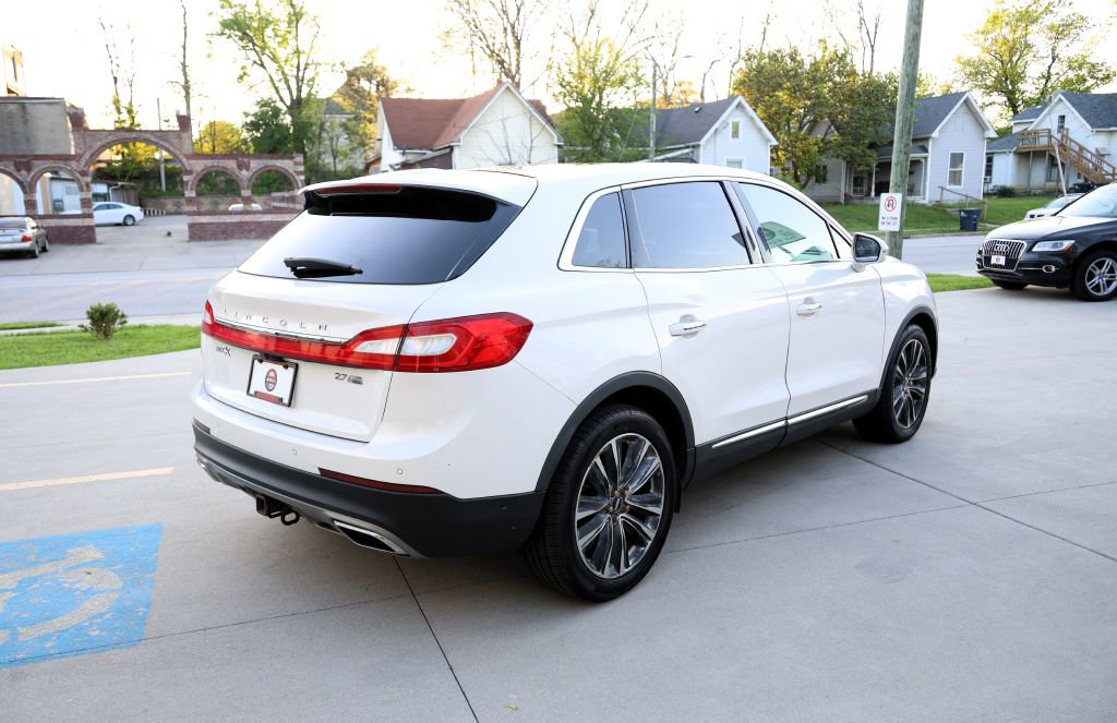 Used 2016 Lincoln MKX Reserve w/ Luxury Package image 7