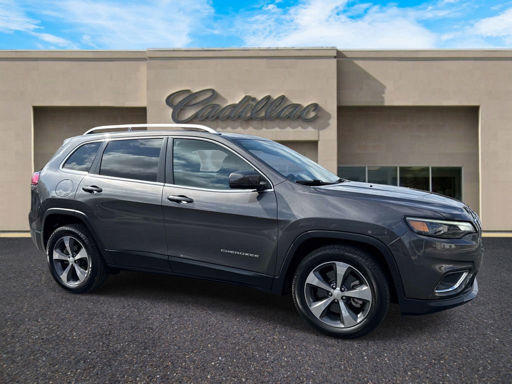 Used 2019 Jeep Cherokee Limited FWD image 1