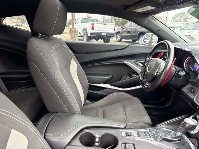 Used 2022 Chevrolet Camaro LT image 15