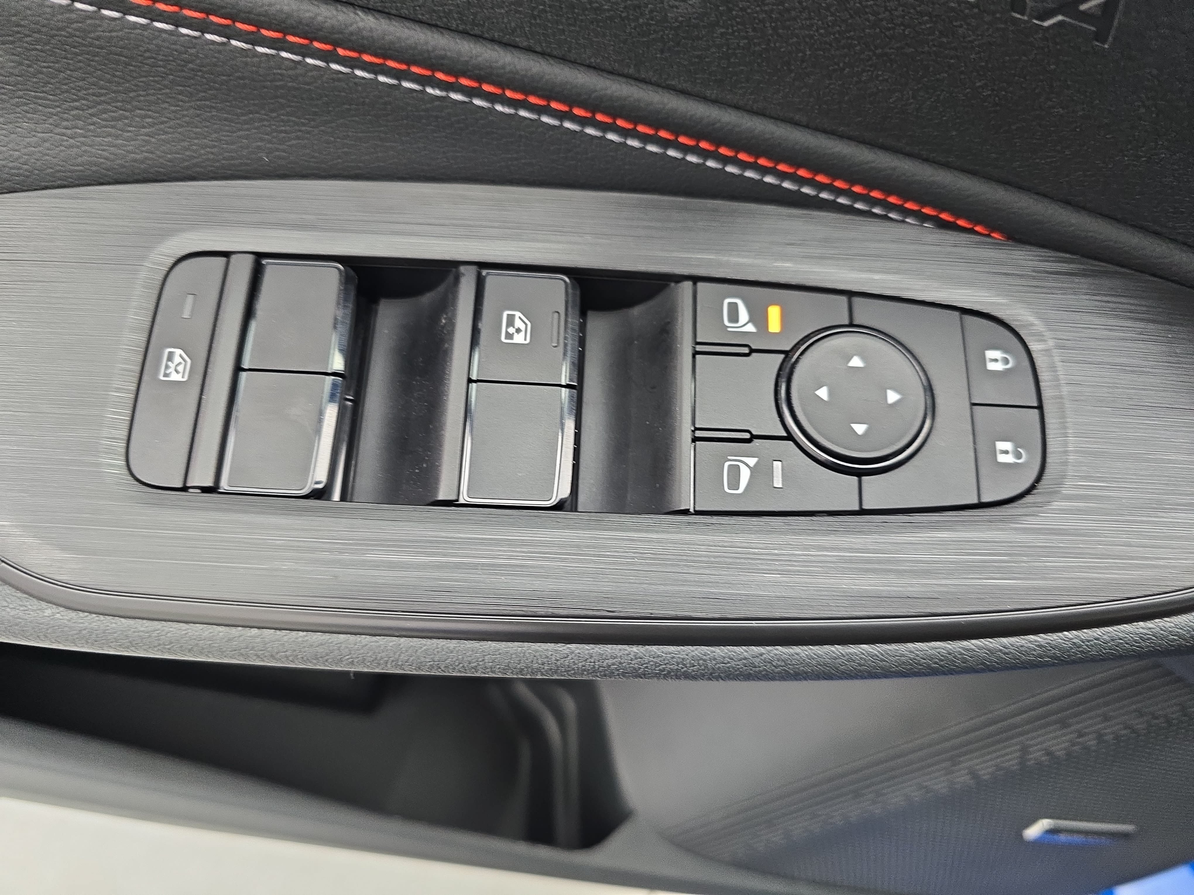 New 2026 Nissan Sentra SR w/ SR Premium Package FWD image 25