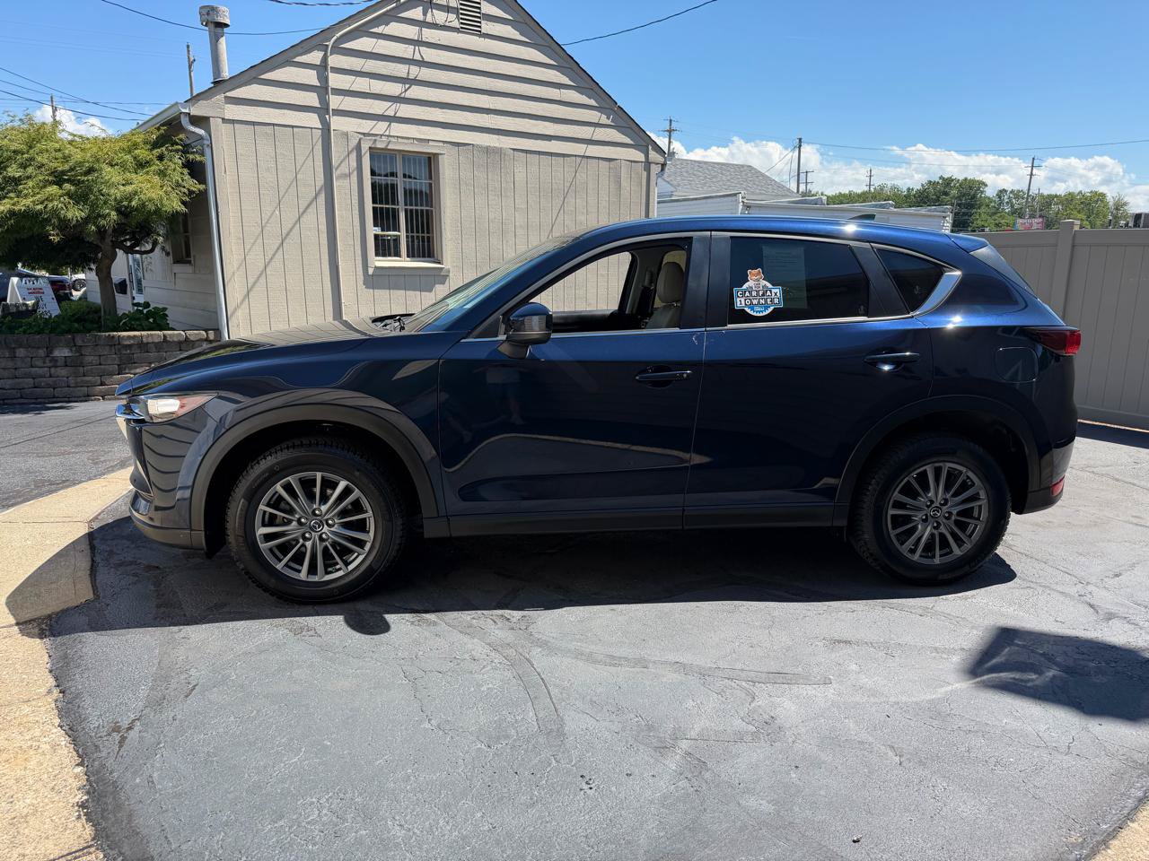 Used 2017 MAZDA CX-5 Touring FWD image 9