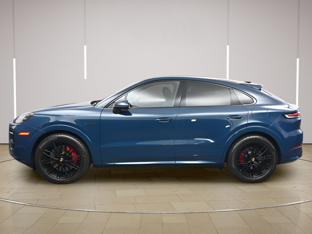 Certified 2025 Porsche Cayenne S AWD/4WD image 2
