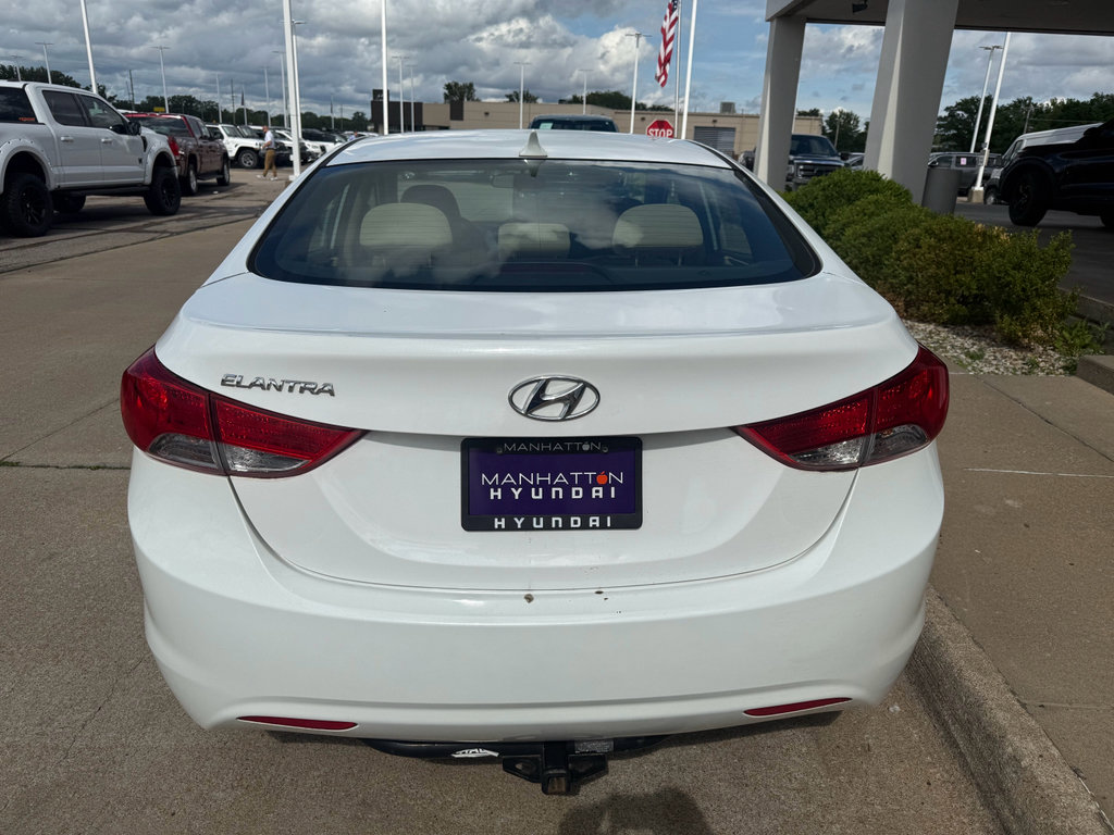 Used 2013 Hyundai Elantra GLS w/ Preferred Pkg FWD image 7