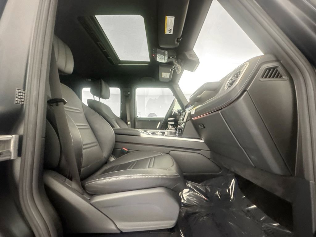 Used 2021 Mercedes-Benz G 550 image 23