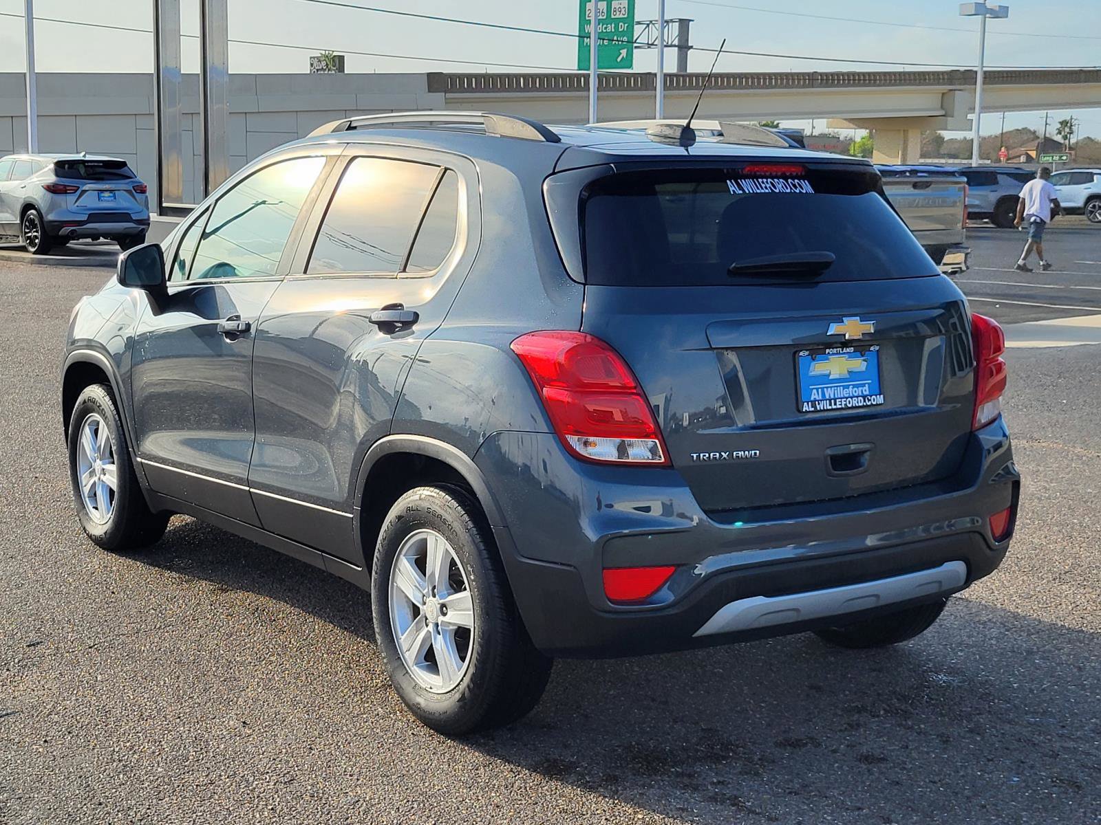 Used 2021 Chevrolet Trax LT image 3