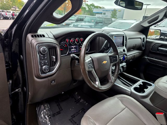 Used 2019 Chevrolet Silverado 1500 LTZ w/ LTZ Premium Package AWD/4WD image 24