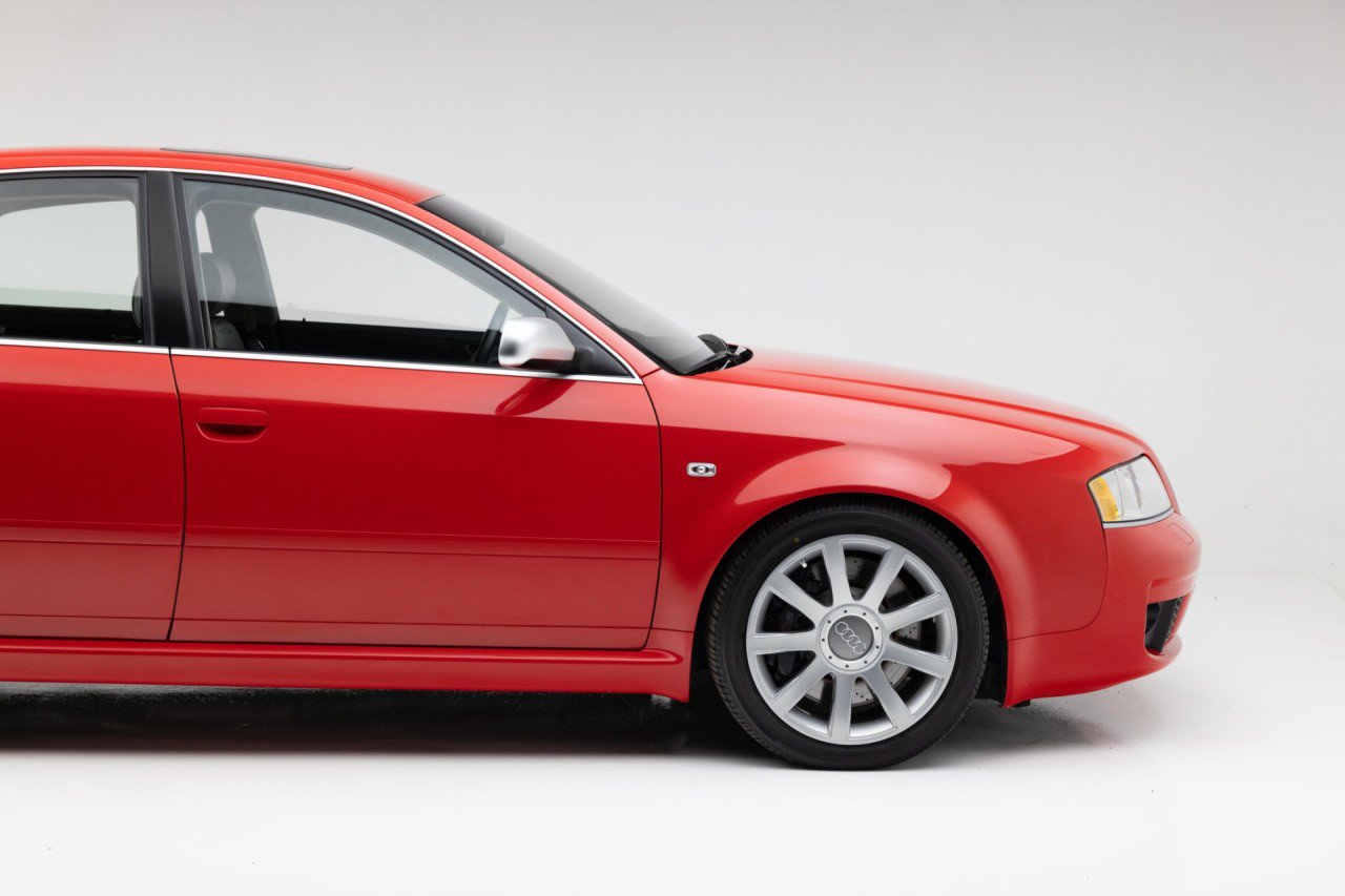 Used 2003 Audi RS 6 AWD/4WD image 23