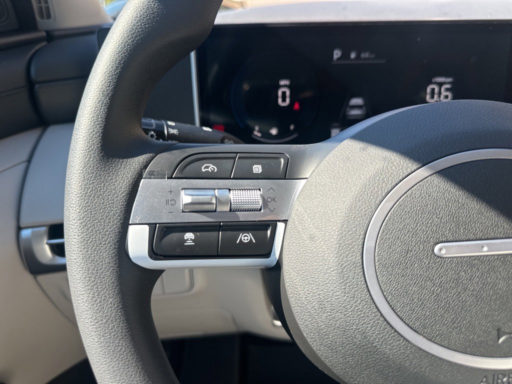 New 2026 Hyundai Tucson SE image 17