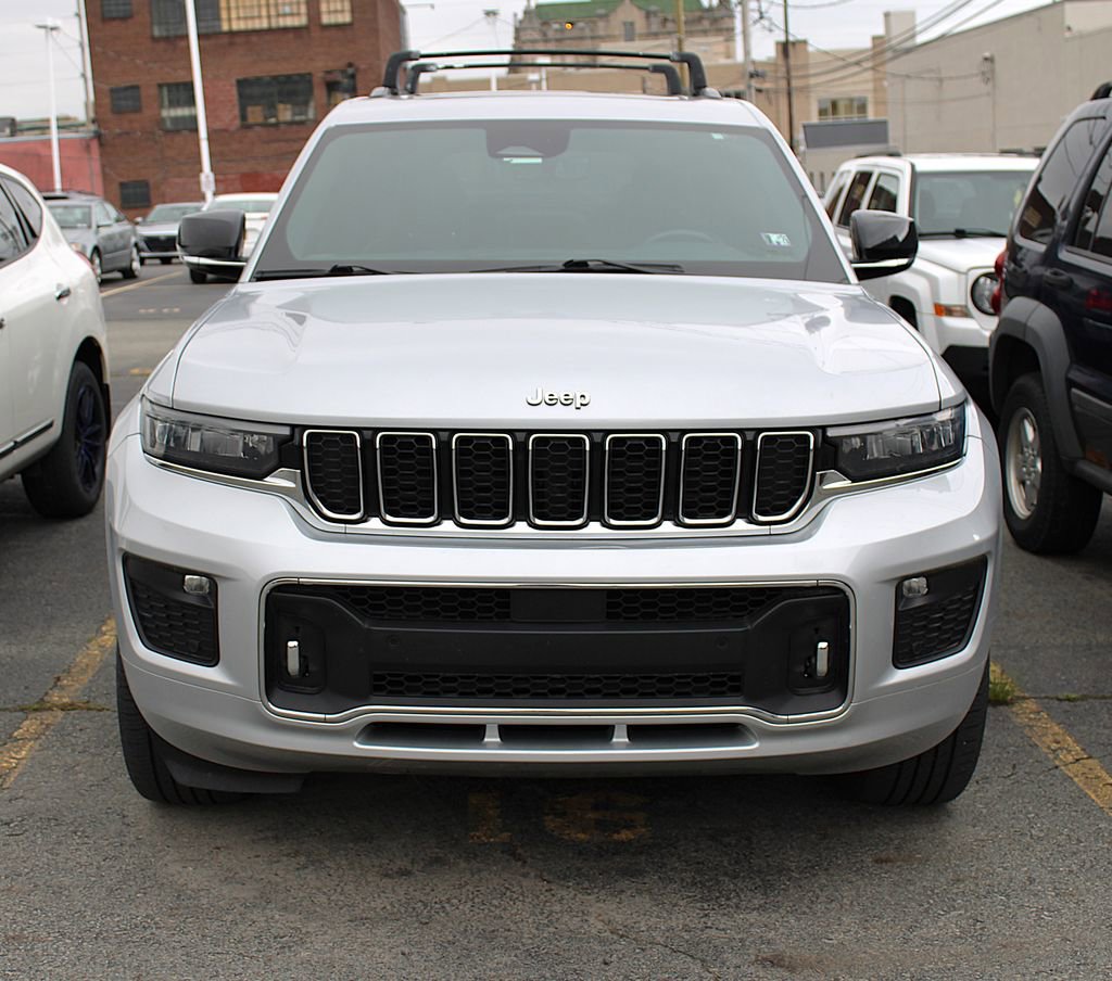 Certified 2021 Jeep Grand Cherokee L Overland w/ Luxury Tech Group IV AWD/4WD image 7