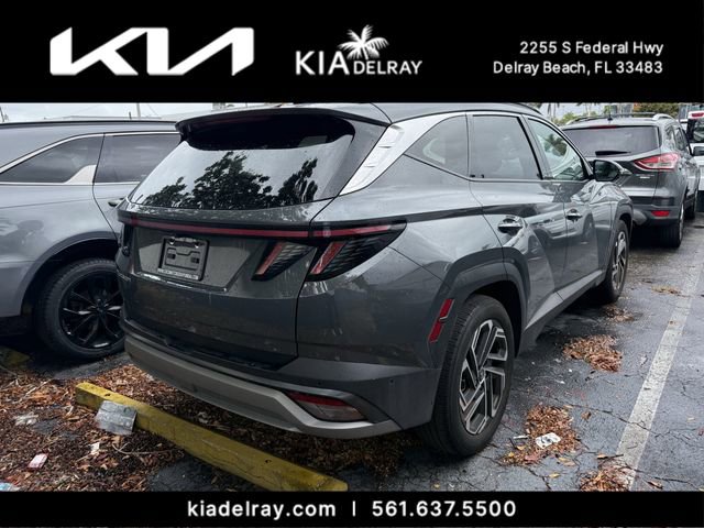 Used 2025 Hyundai Tucson Limited FWD image 2