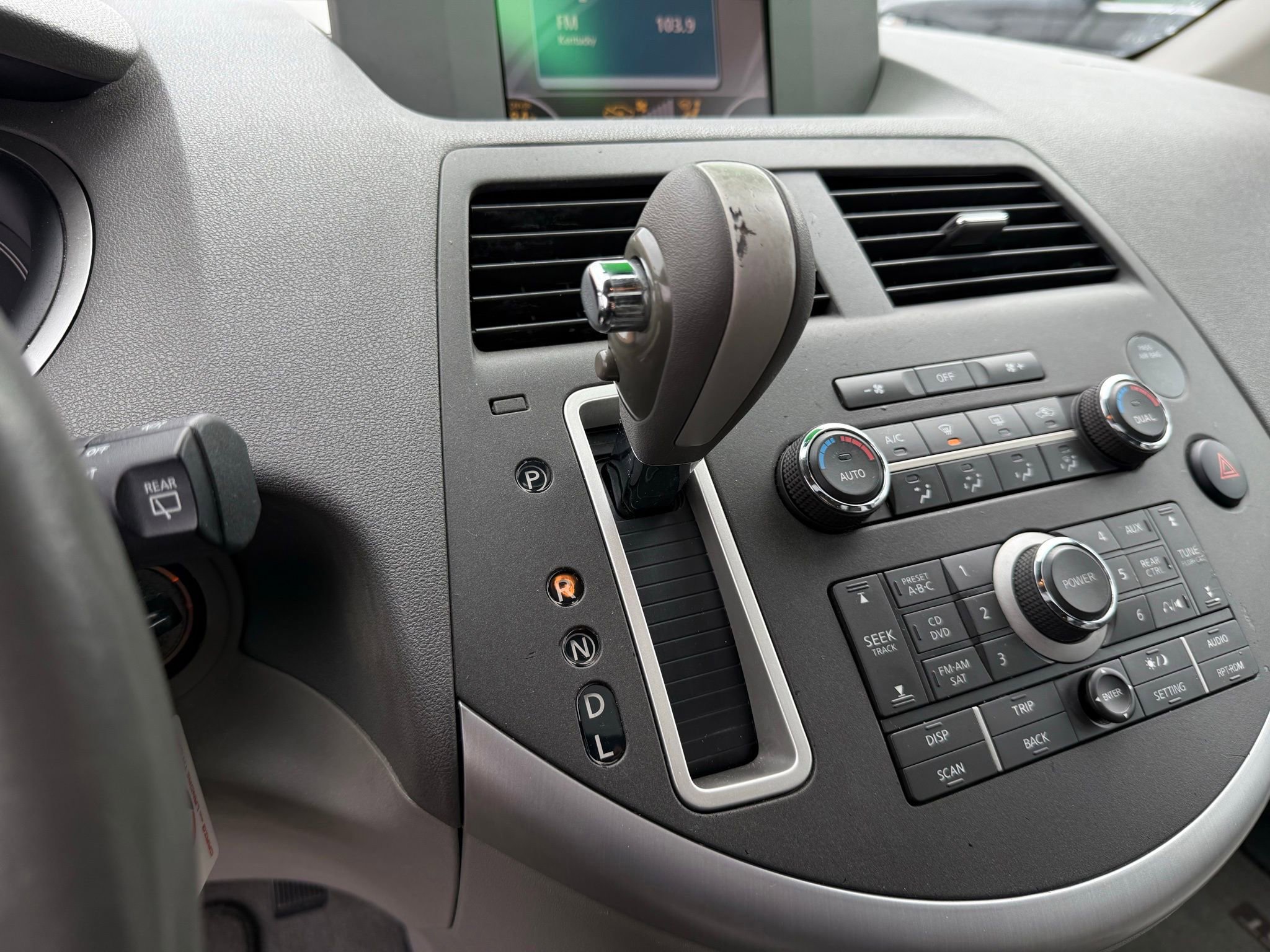 Used 2009 Nissan Quest SE w/ Seat Pkg image 58