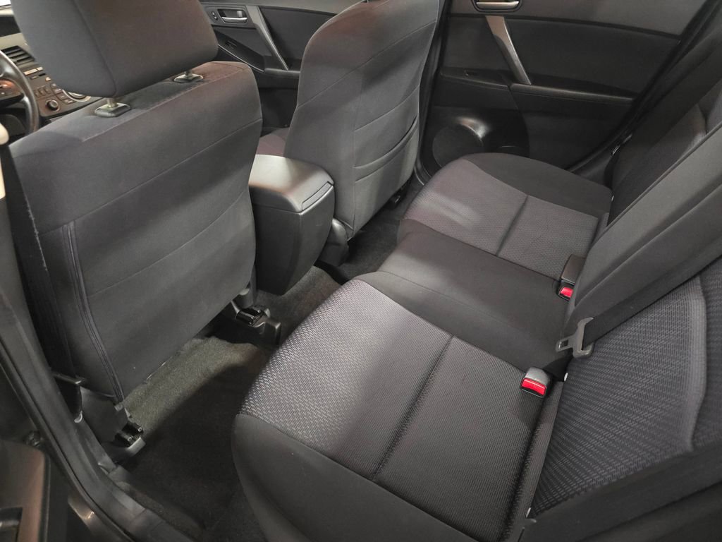 Used 2010 MAZDA MAZDA3 i Touring image 18