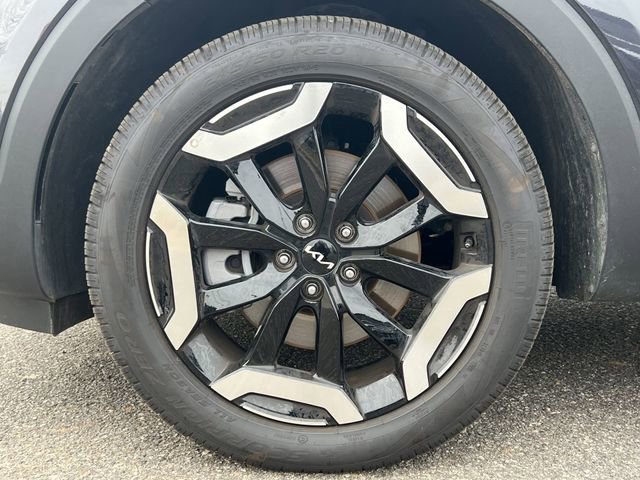 Certified 2025 Kia Telluride EX image 10