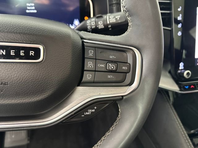 Used 2023 Jeep Wagoneer Series II w/ Convenience Group I image 15