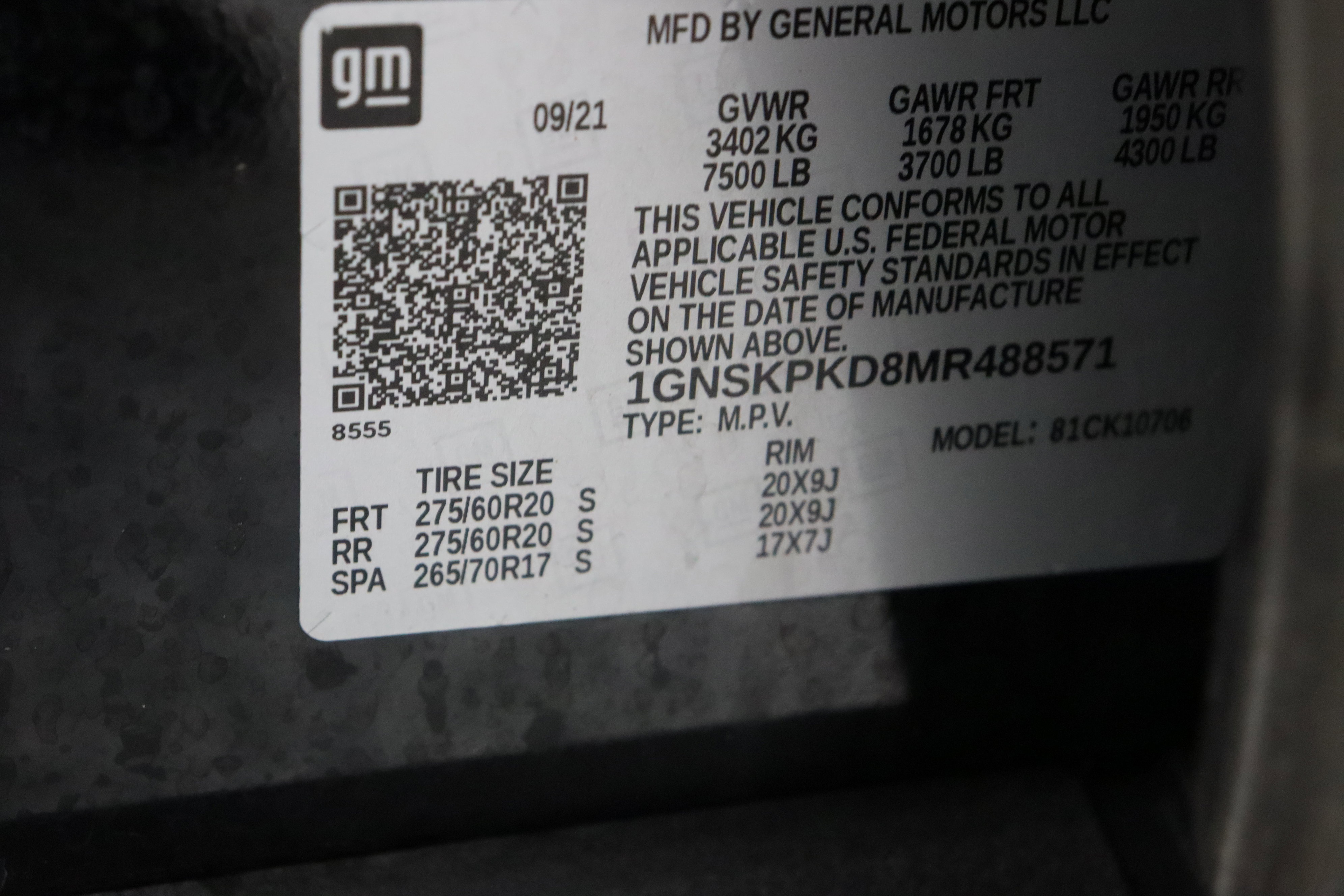 Used 2021 Chevrolet Tahoe Z71 w/ Rear Media and Nav Package AWD/4WD image 47