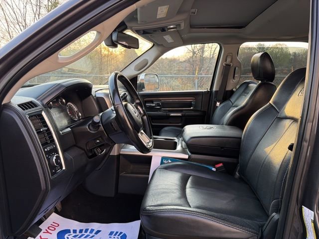 Used 2018 RAM 3500 Laramie image 22