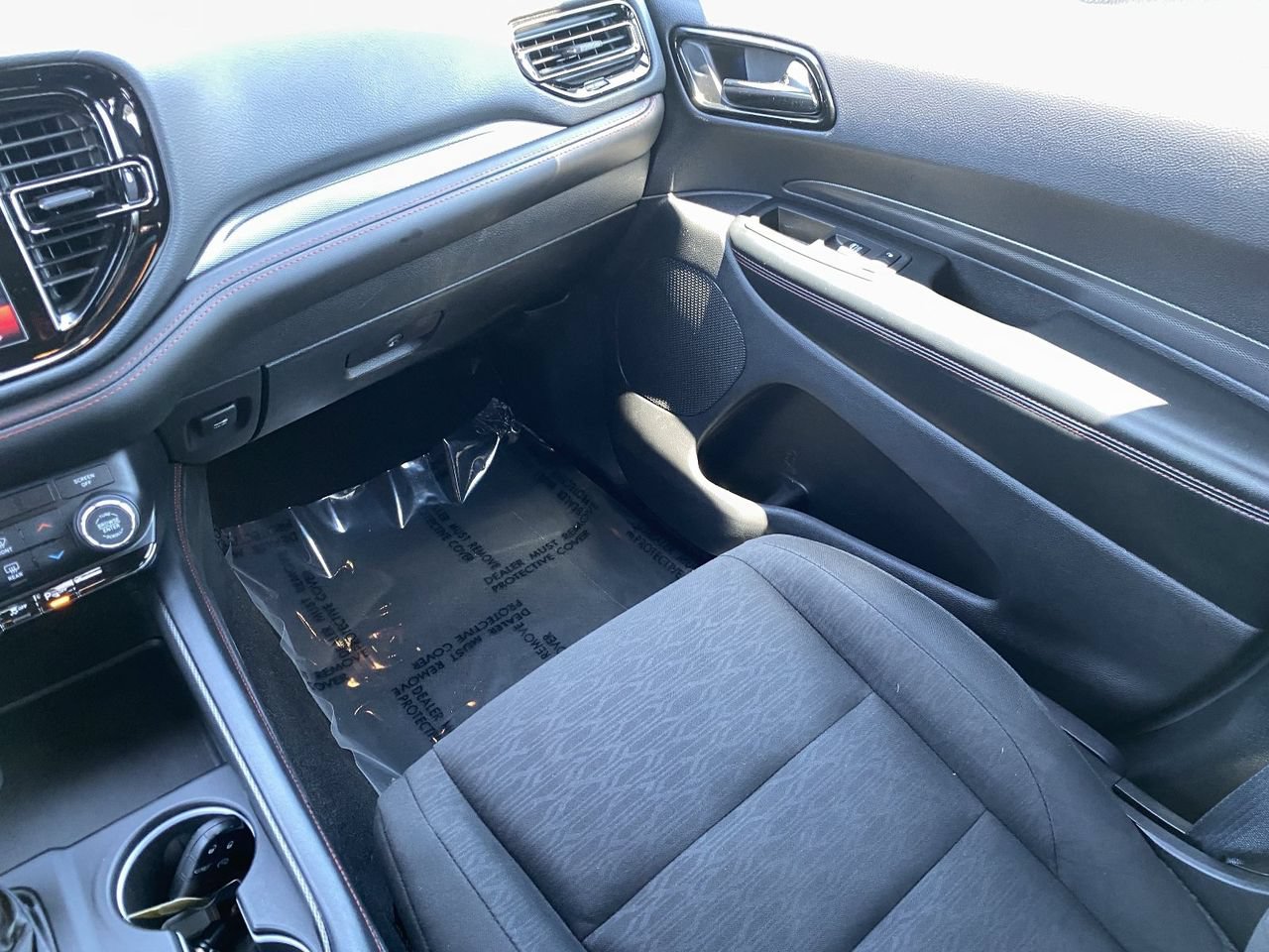 Used 2025 Dodge Durango GT RWD image 19
