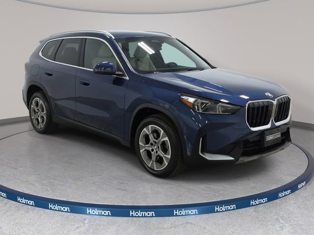 Certified 2023 BMW X1 xDrive28i w/ Convenience Package AWD/4WD image 3
