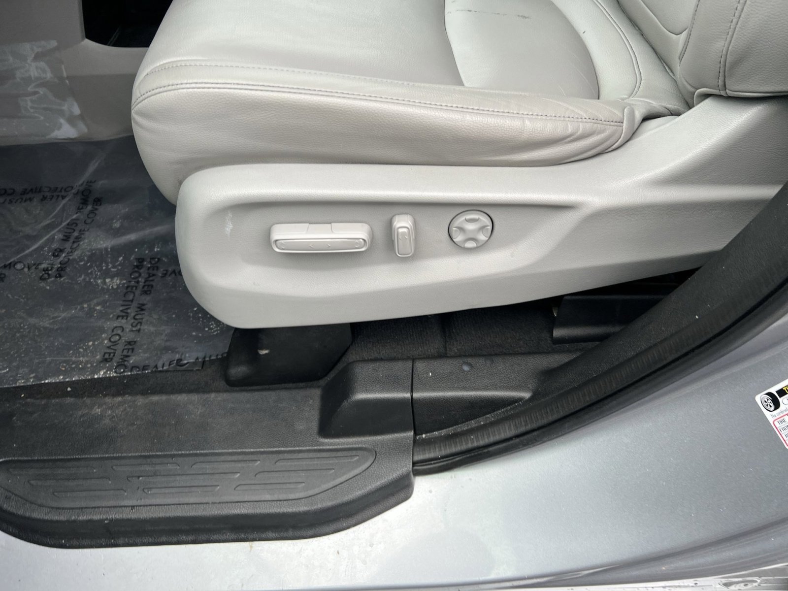 Used 2023 Honda Odyssey Touring image 14