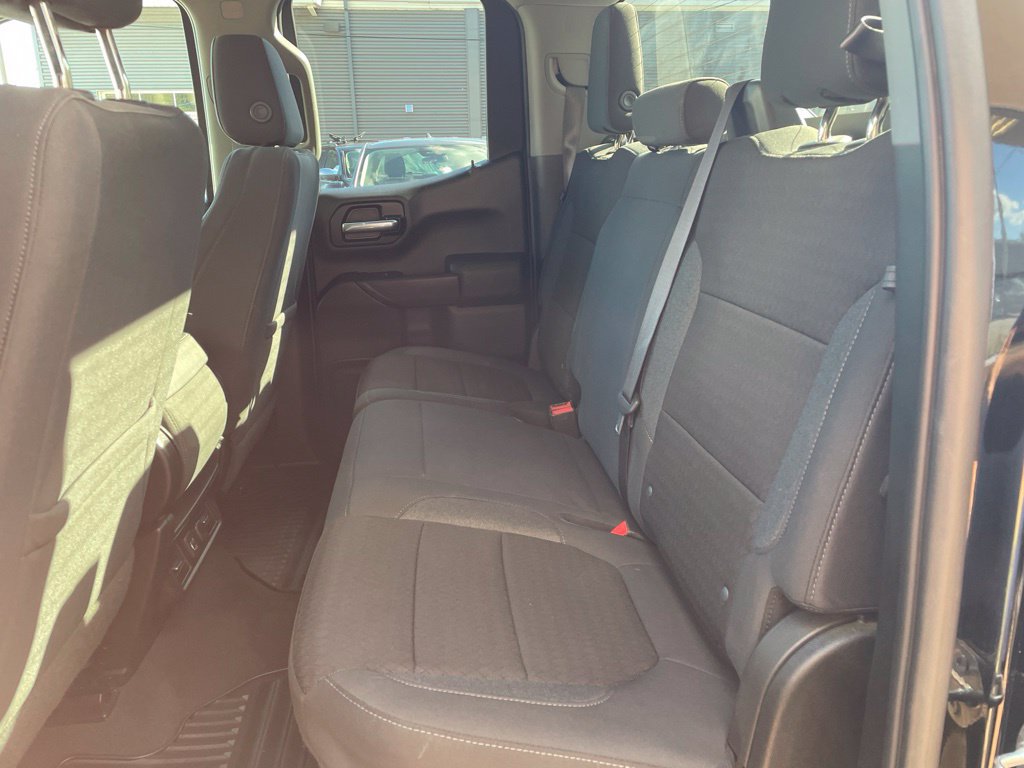 Used 2022 Chevrolet Silverado 1500 LT AWD/4WD image 28