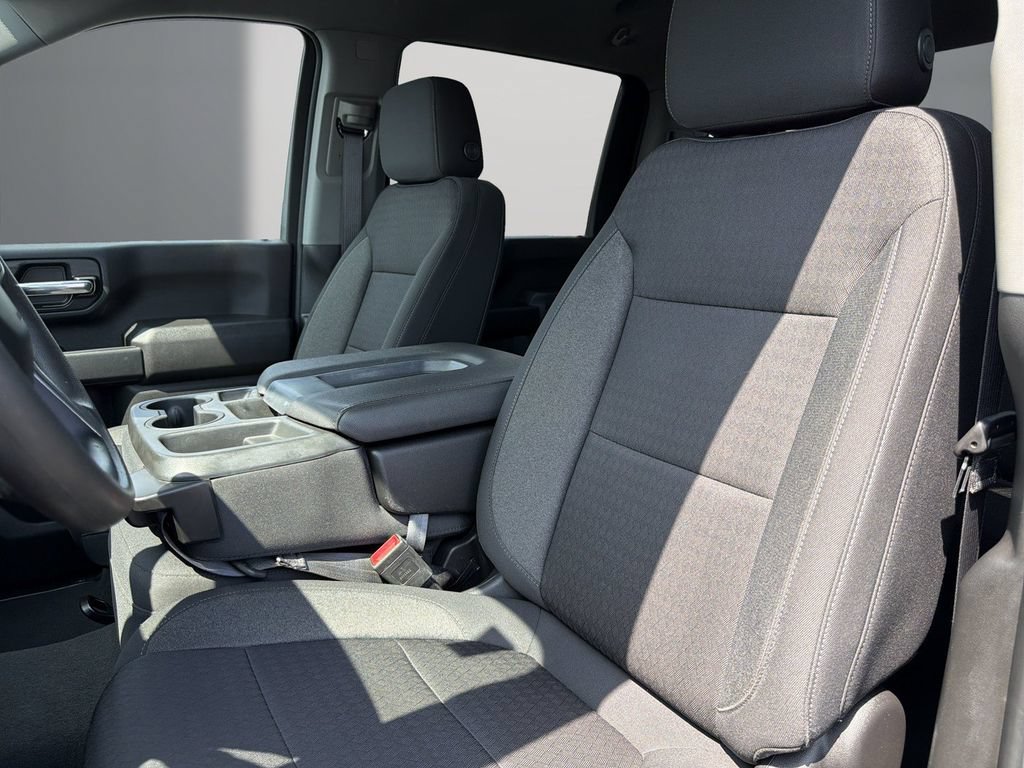 Certified 2023 Chevrolet Silverado 2500 Custom w/ Custom Value Package AWD/4WD image 13