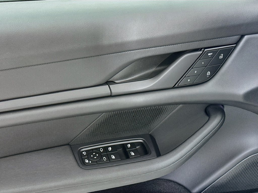 Certified 2023 Porsche Taycan RWD image 19