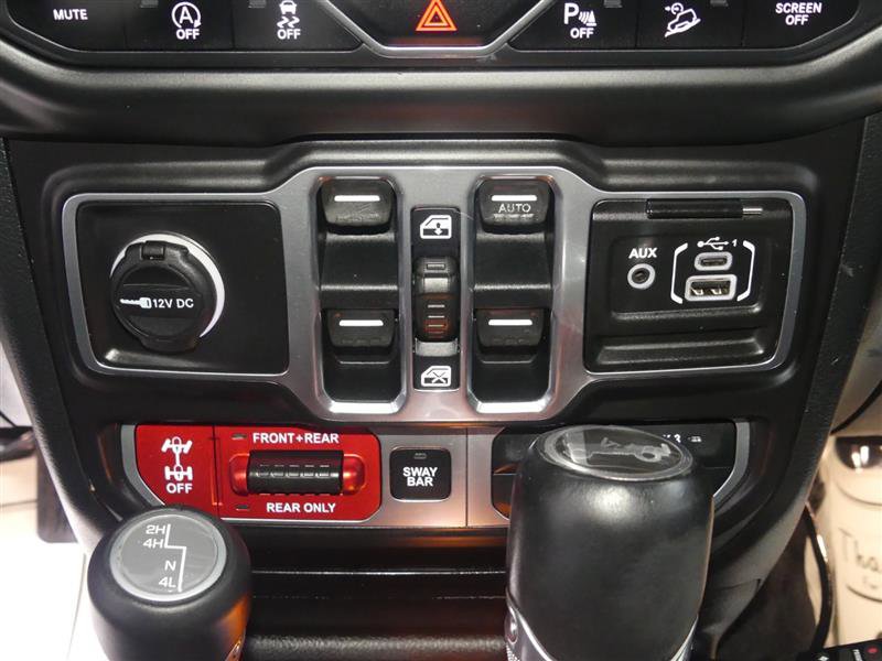 Used 2018 Jeep Wrangler Unlimited Rubicon w/ Dual Top Group image 38