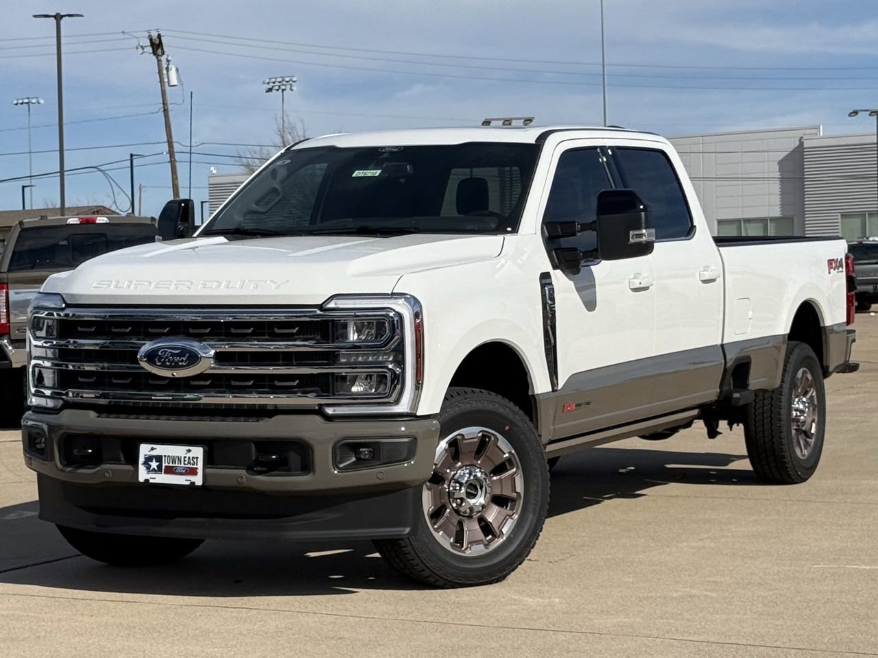 New 2026 Ford F350 King Ranch w/ FX4 Off-Road Package image 31