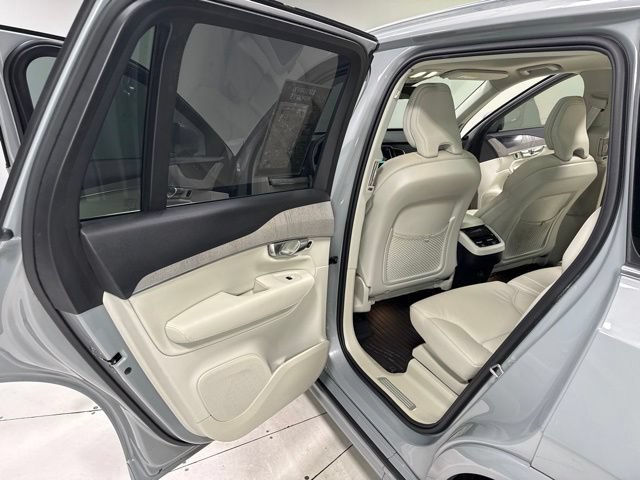 Used 2025 Volvo XC90 B6 Plus w/ Protection Package Premier AWD/4WD image 26