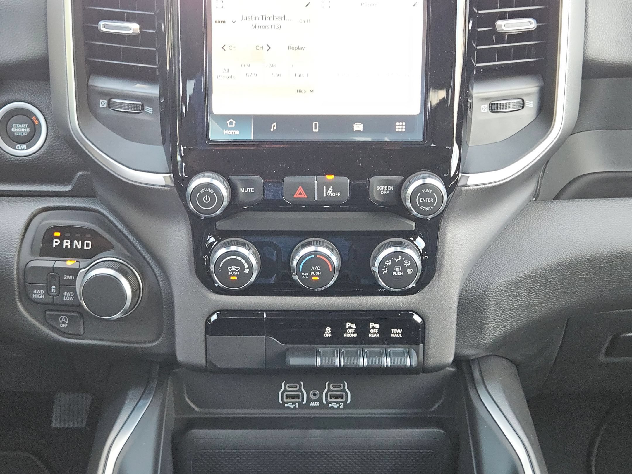 New 2026 RAM 1500 Express AWD/4WD image 17