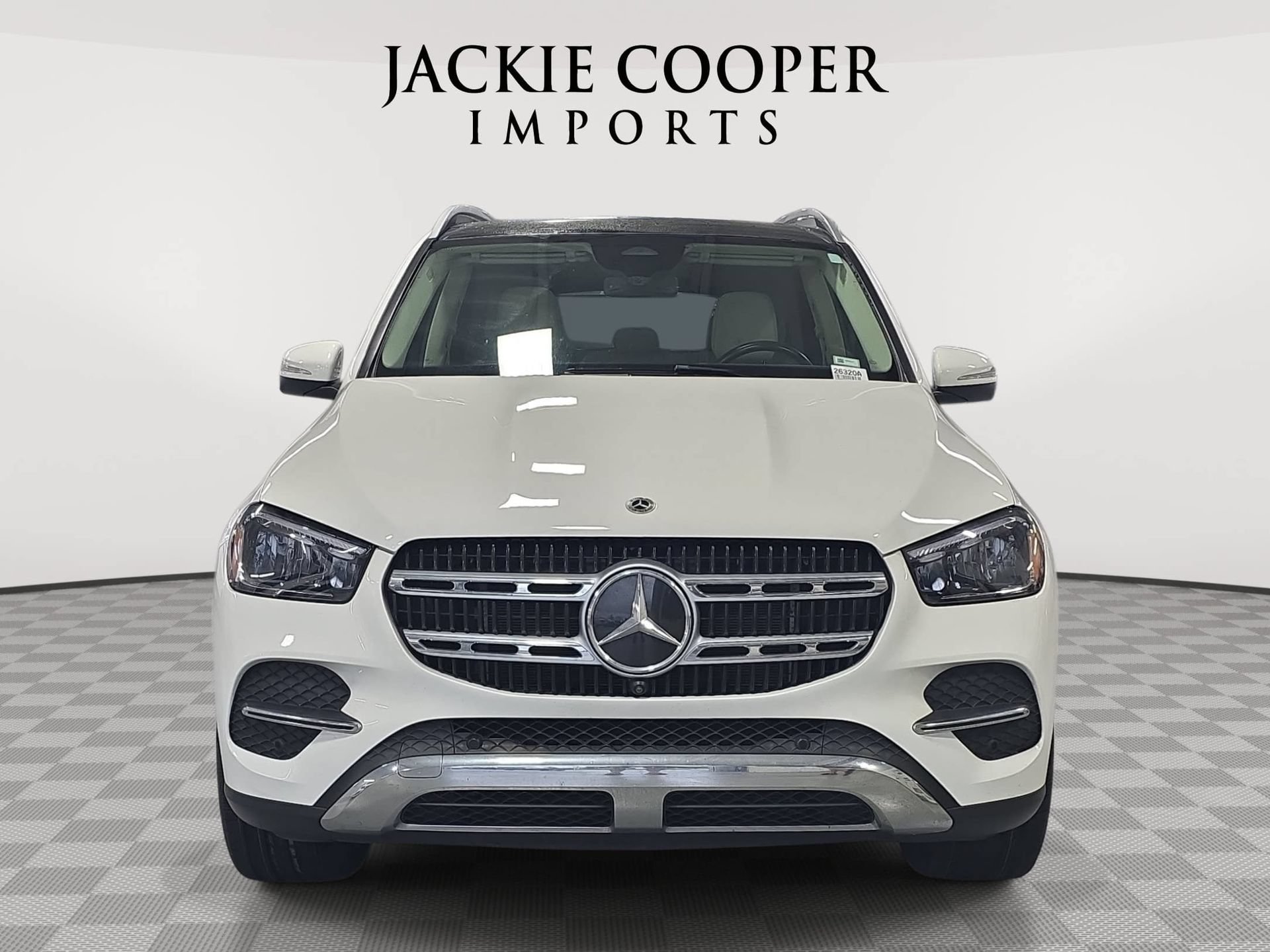 Certified 2024 Mercedes-Benz GLE 450 4MATIC image 2