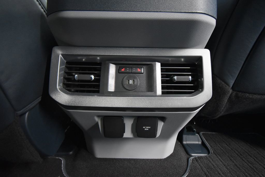 Used 2024 Ford F250 Limited AWD/4WD image 33
