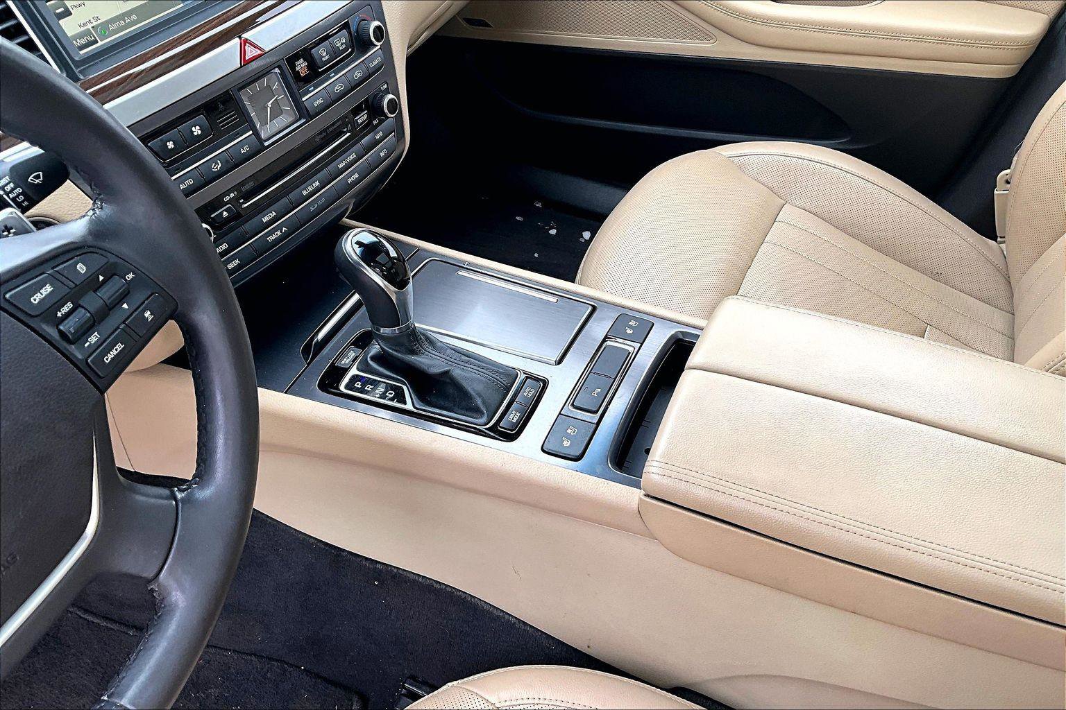 Used 2017 Genesis G80 3.8 w/ Option Group 02 image 16