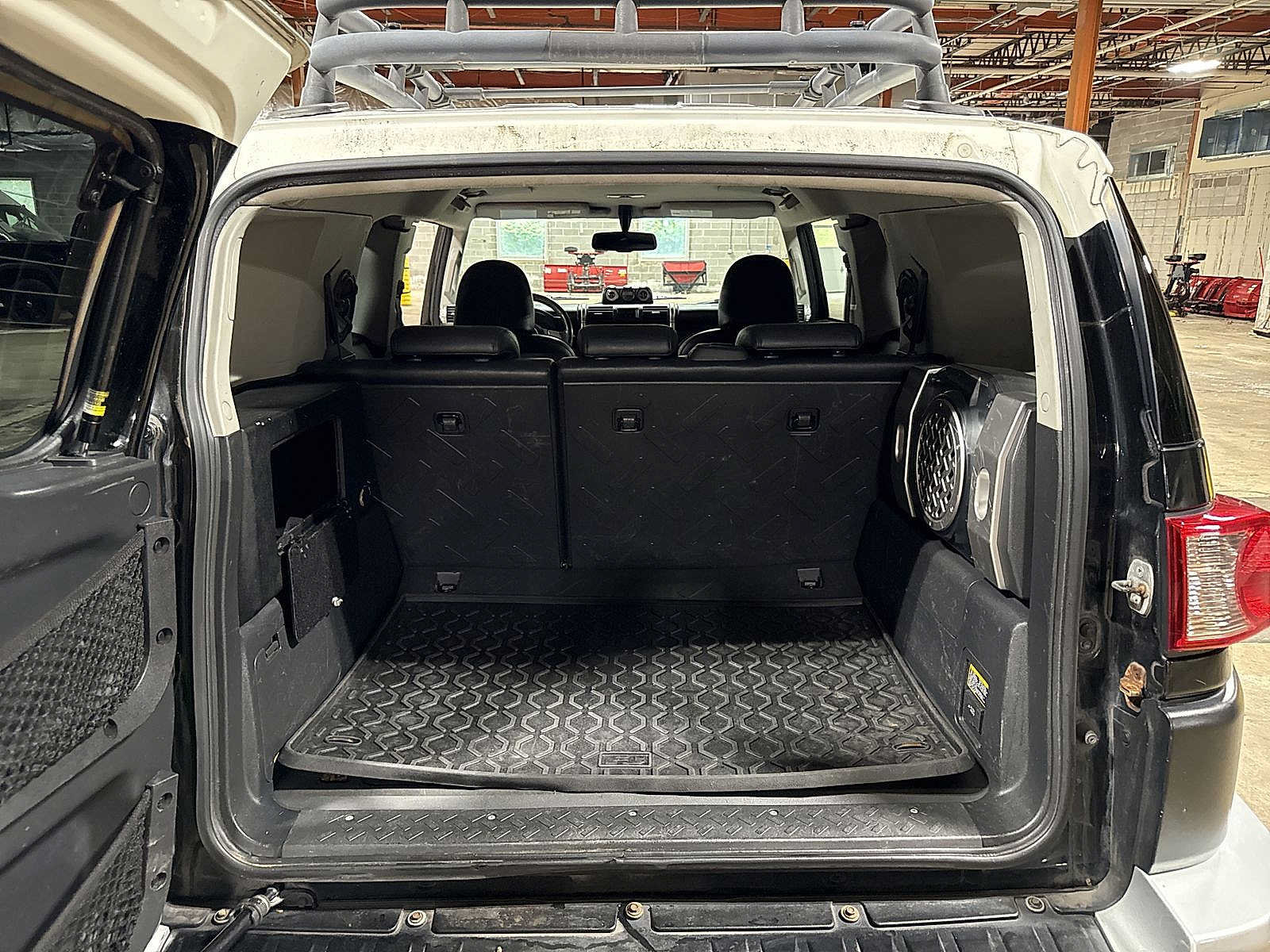 Used 2009 Toyota FJ Cruiser 4WD image 11