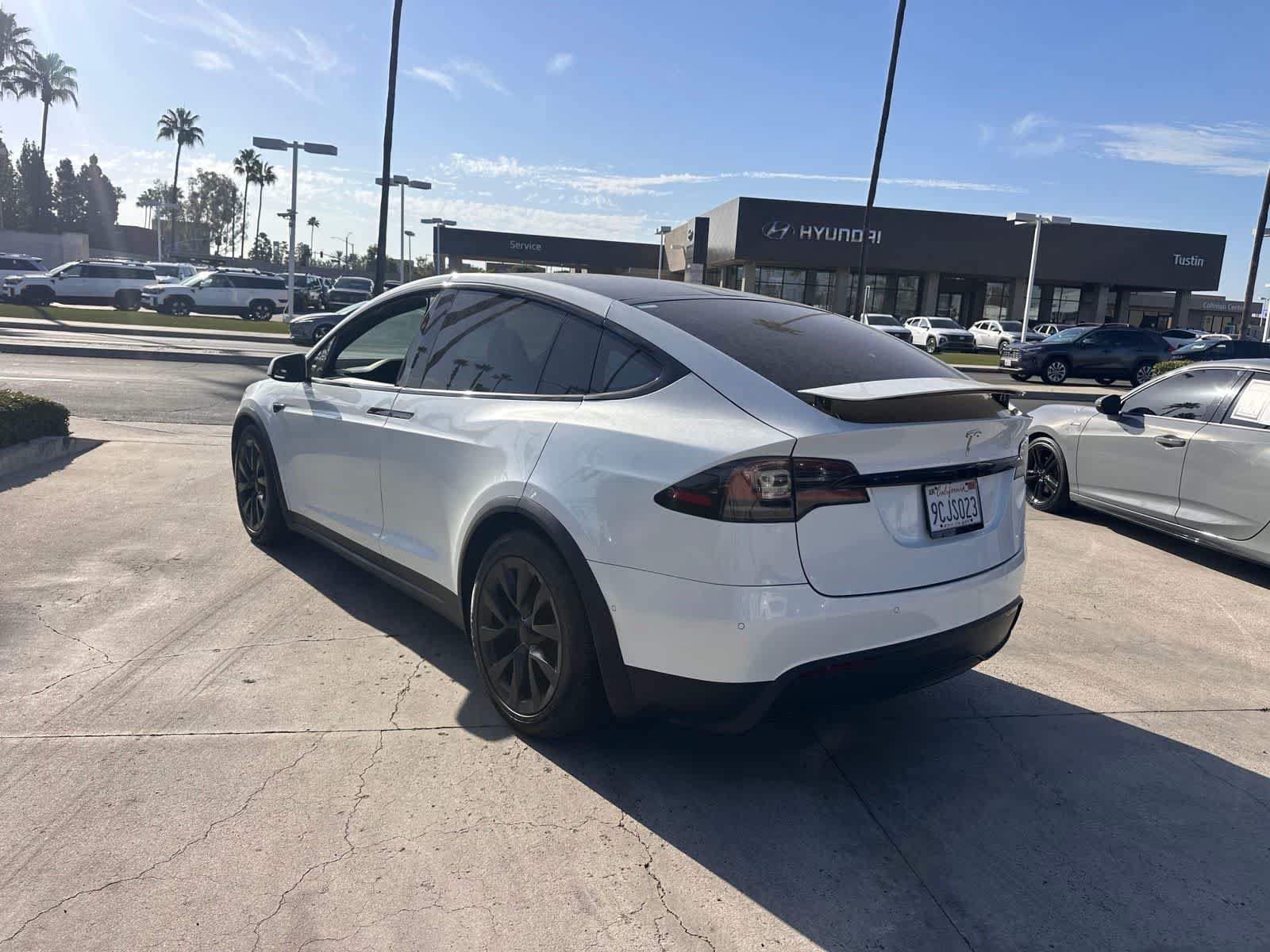 Used 2022 Tesla Model X AWD/4WD image 3