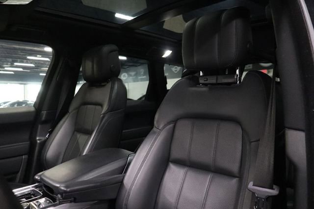 Used 2019 Land Rover Range Rover Sport HSE image 11