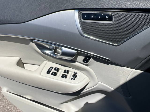 Certified 2023 Volvo XC90 B5 Core AWD/4WD image 24